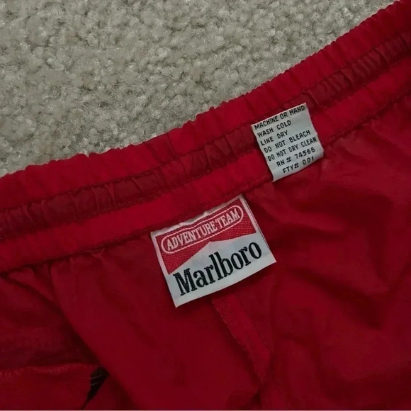 Marlboro Vintage Adventure Team Red Swish Nylon Windbreaker Pants Adult Size XL - Picture 12 of 16